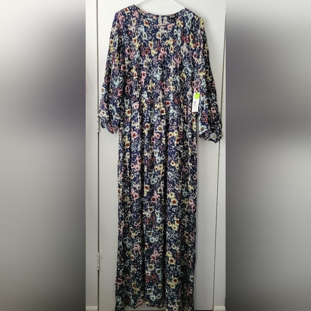 A.n.a. gorgeous blue floral maxi dress